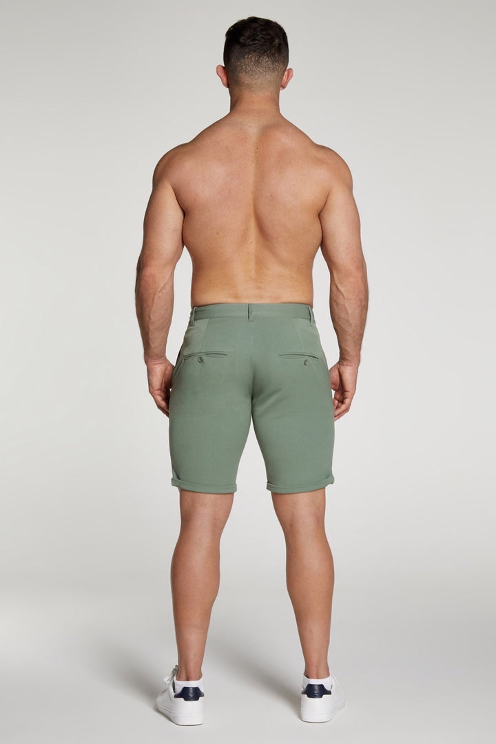 365 Chino Shorts in Green
