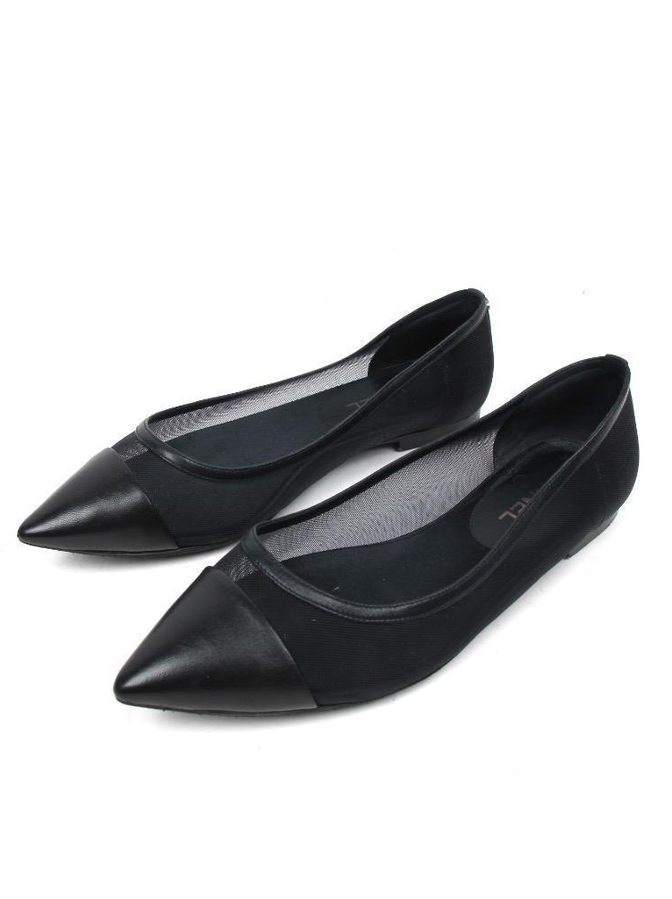 black pointed toe flats