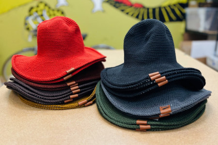 gender neutral colors available in packable sun hats