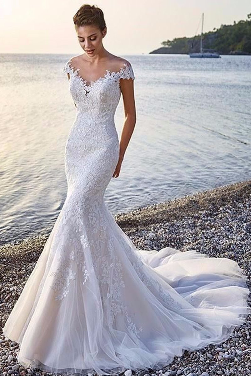 white dress fishtail