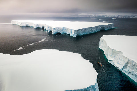 El iceberg más grande del mundo se desprende de la Antártida y podría vagar sin rumbo. - Andrea Fischer. 