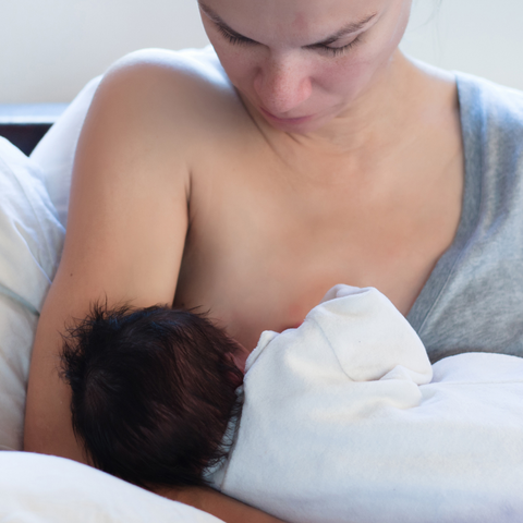 Breastfeeding promotes weight loss