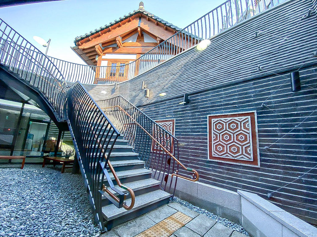 Seoul Museum of Korean Folk Music