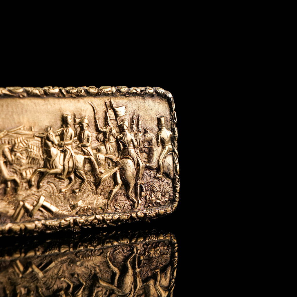 Antique Georgian Solid Silver Gilt Snuff Box Battle Scene Top - John Bettridge 1829