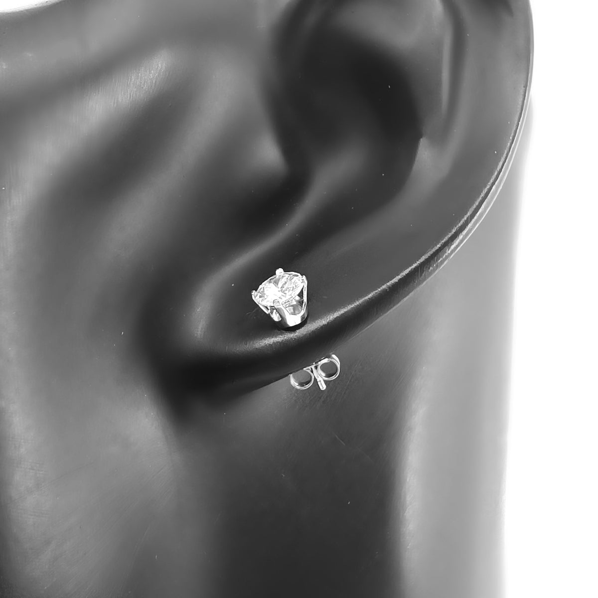 Classic Design Stud Earrings 34mm Pear Cut Vvs Moissanite Diamond 10K Gold  Earrings for Girl S Gift  China Earring Moissanite and Moissanite Stud  Earrings 925 Sterling Silver price  MadeinChinacom
