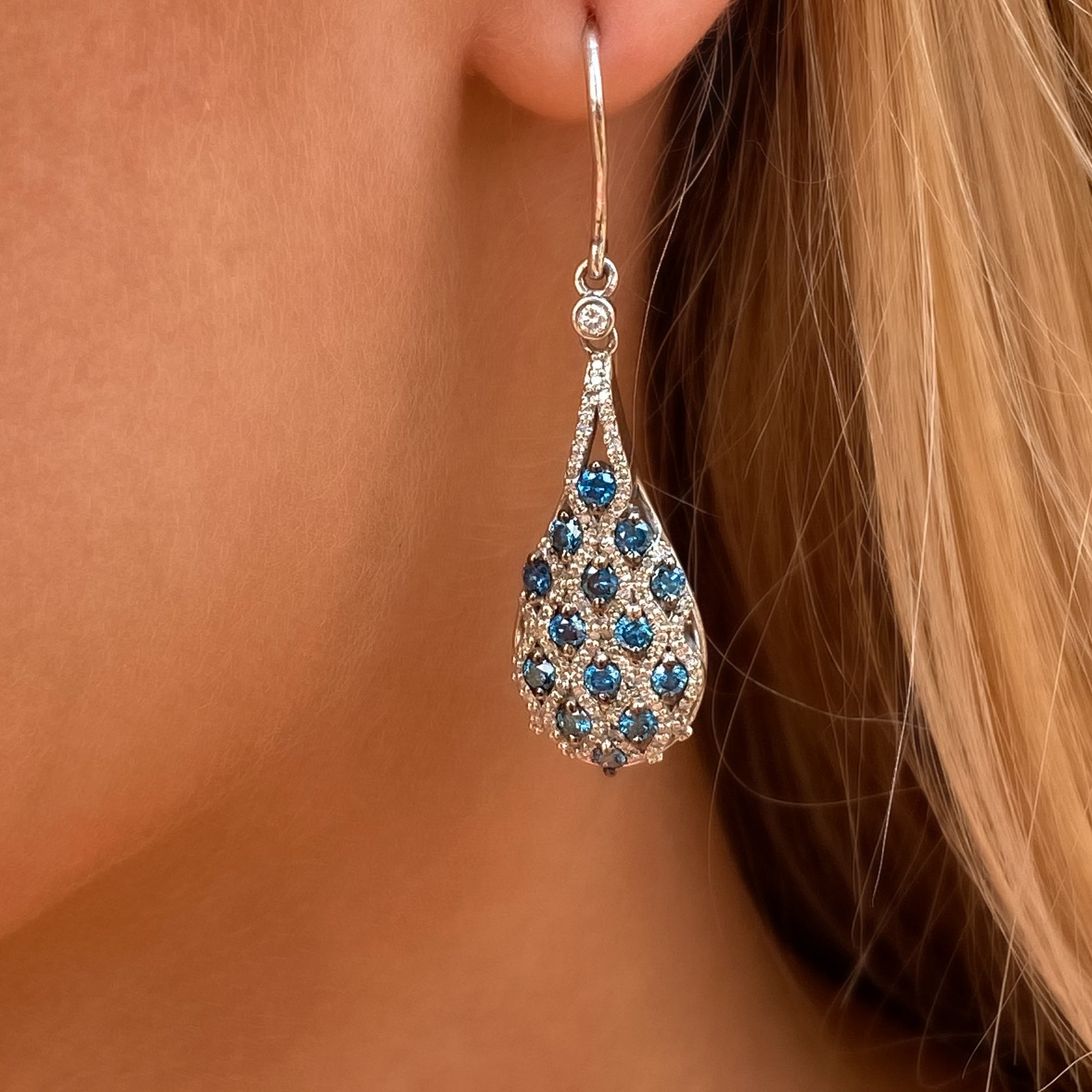 Gold Blue Diamond Beads Charms Bracelet - MASSNOON