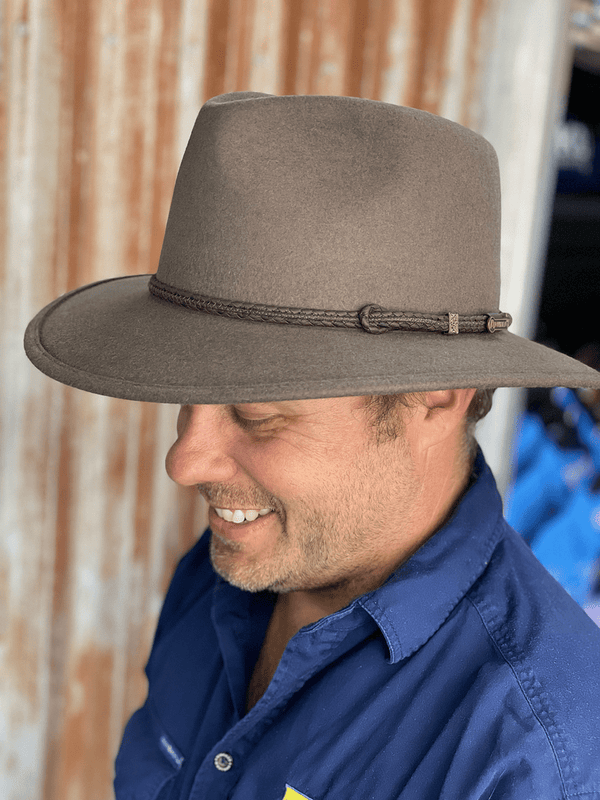 akubra traveller for sale