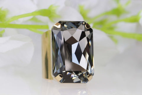 Black diamond ring