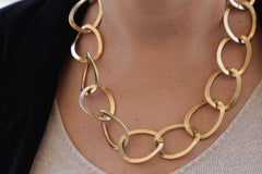 chunky gold necklace