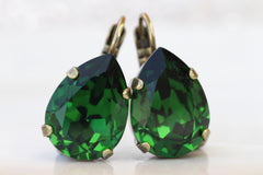 teardrop green earrings