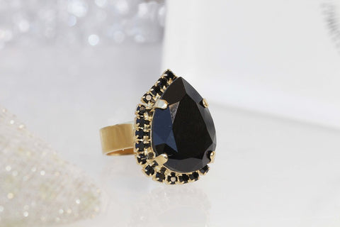 black stone gold ring