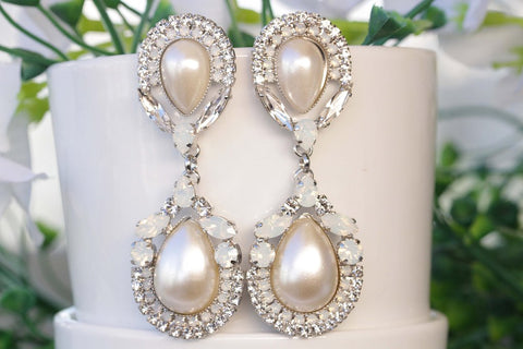 bridal pearl drop earrings