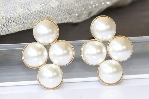 bride wedding earrings gold