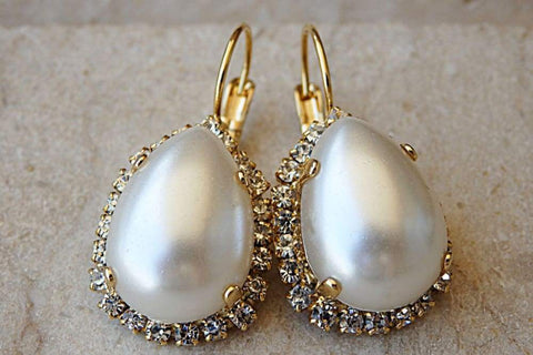 gold and pearl bridal earrings