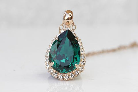 teardrop emerald necklace