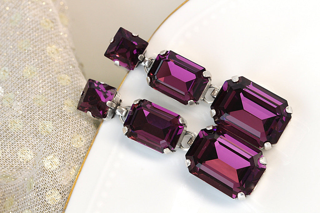 Jewelry :: Earrings :: Dangle & Drop Earrings :: Dainty Dark Purple Petal  Leaf Earrings