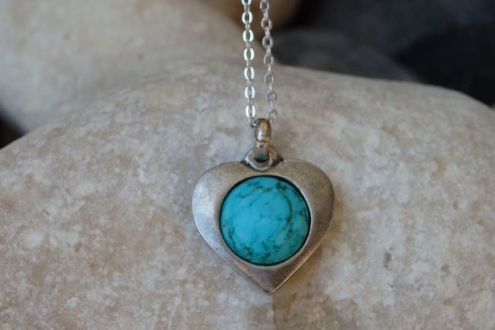 heart shaped turquoise necklace