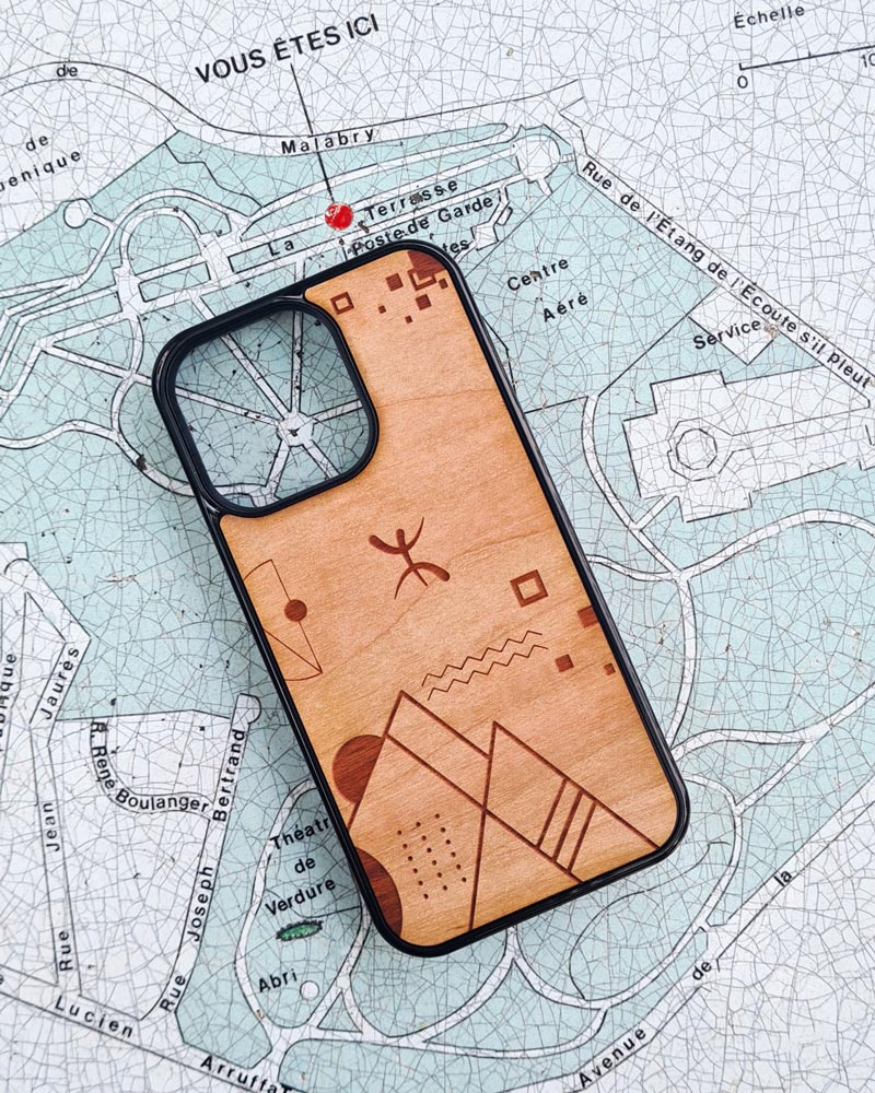 Coque en Bois et Azamoul - Coque de téléphone en bois made in France symbole berbère et kabyle