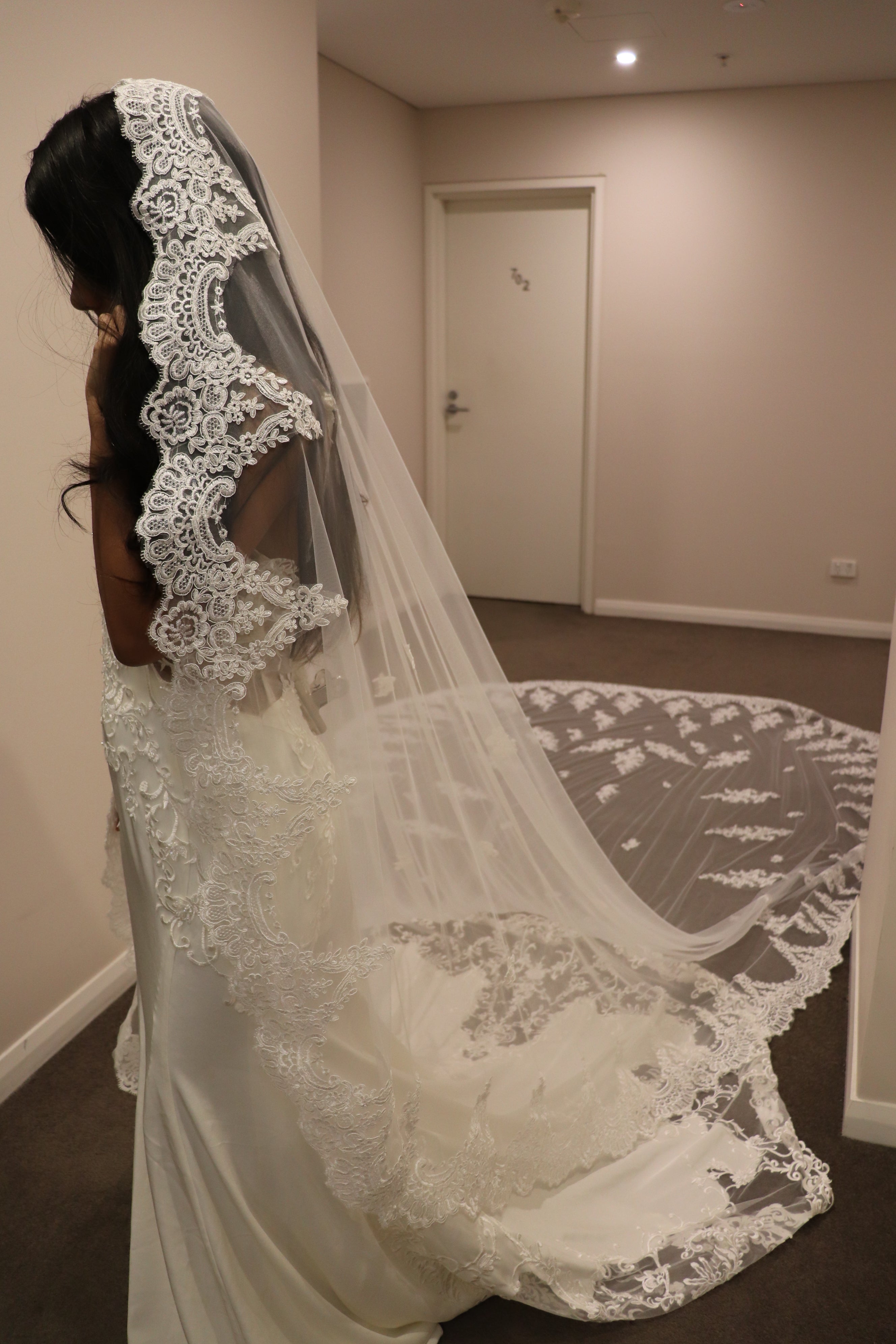 mantilla wedding veil