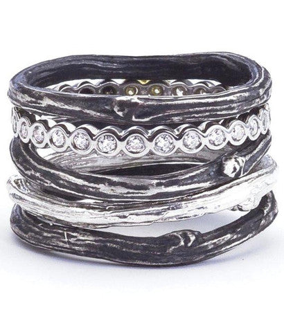 The Fall/Winter 2015 fashion season is nearing. On runways, black jewelry, including black diamonds, complemented the romantic styles featured by designers. | BMJ NYC