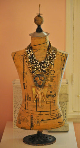 Pretty Ways to Display Your Jewelry | Barbara Michelle Jacobs Blog