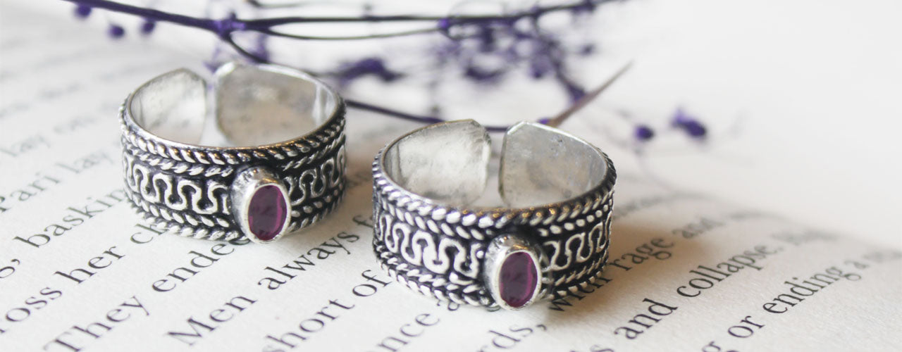 Buy Heart to Heart Silver Toe Rings |GRT Jewellers