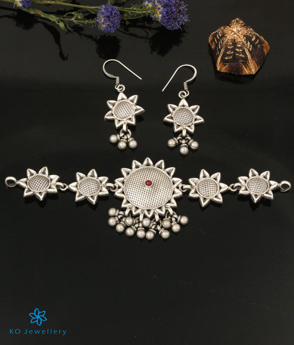 The Varsha Silver Choker Necklace Set