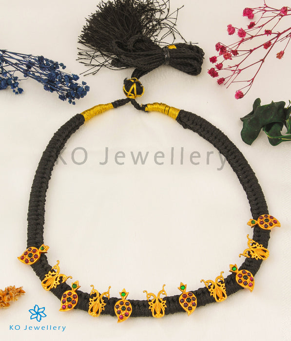 thread necklace images