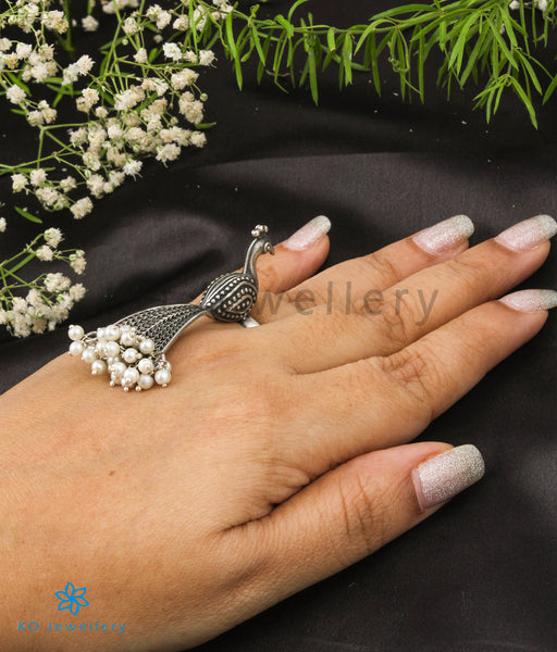 oxidized finger rings