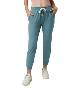 Vuori Women's Performance Jogger Iron Heather on model front view