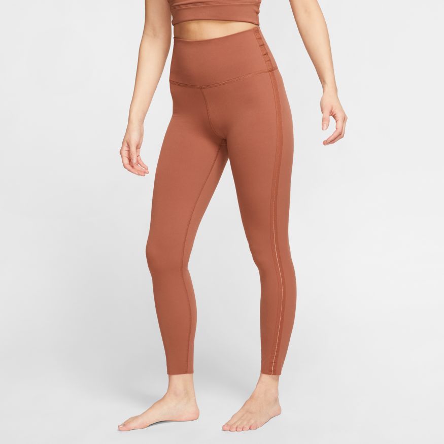 nike lux yoga