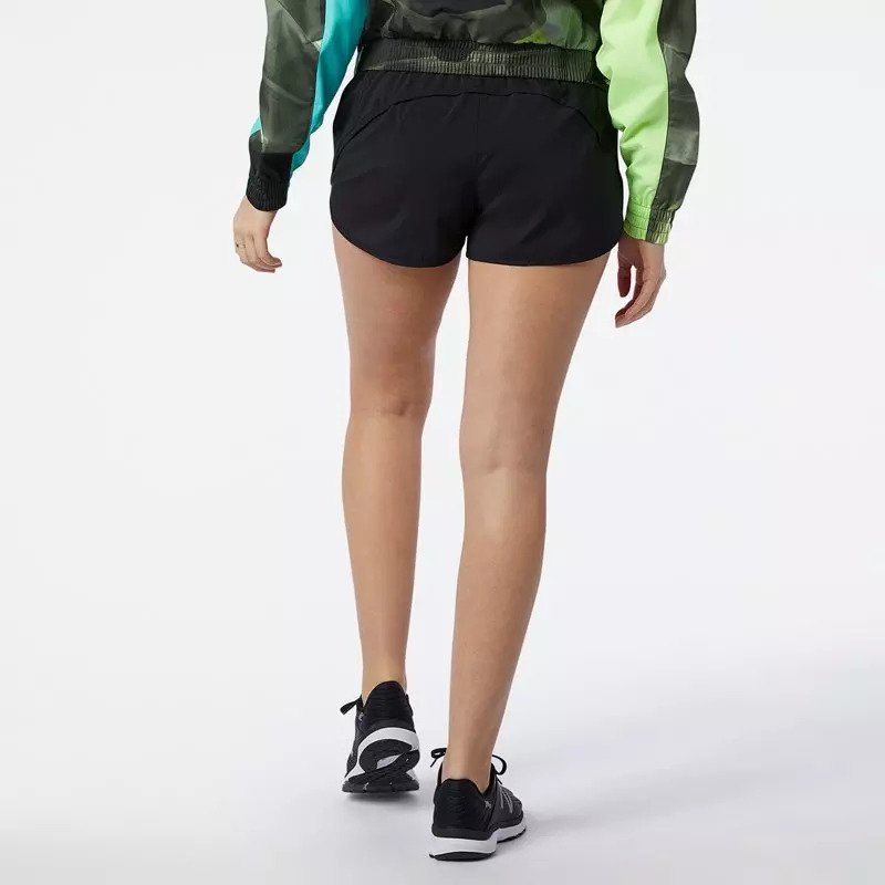 Women's New Balance Accelerate Short 2.5 inch | Marathon Sports