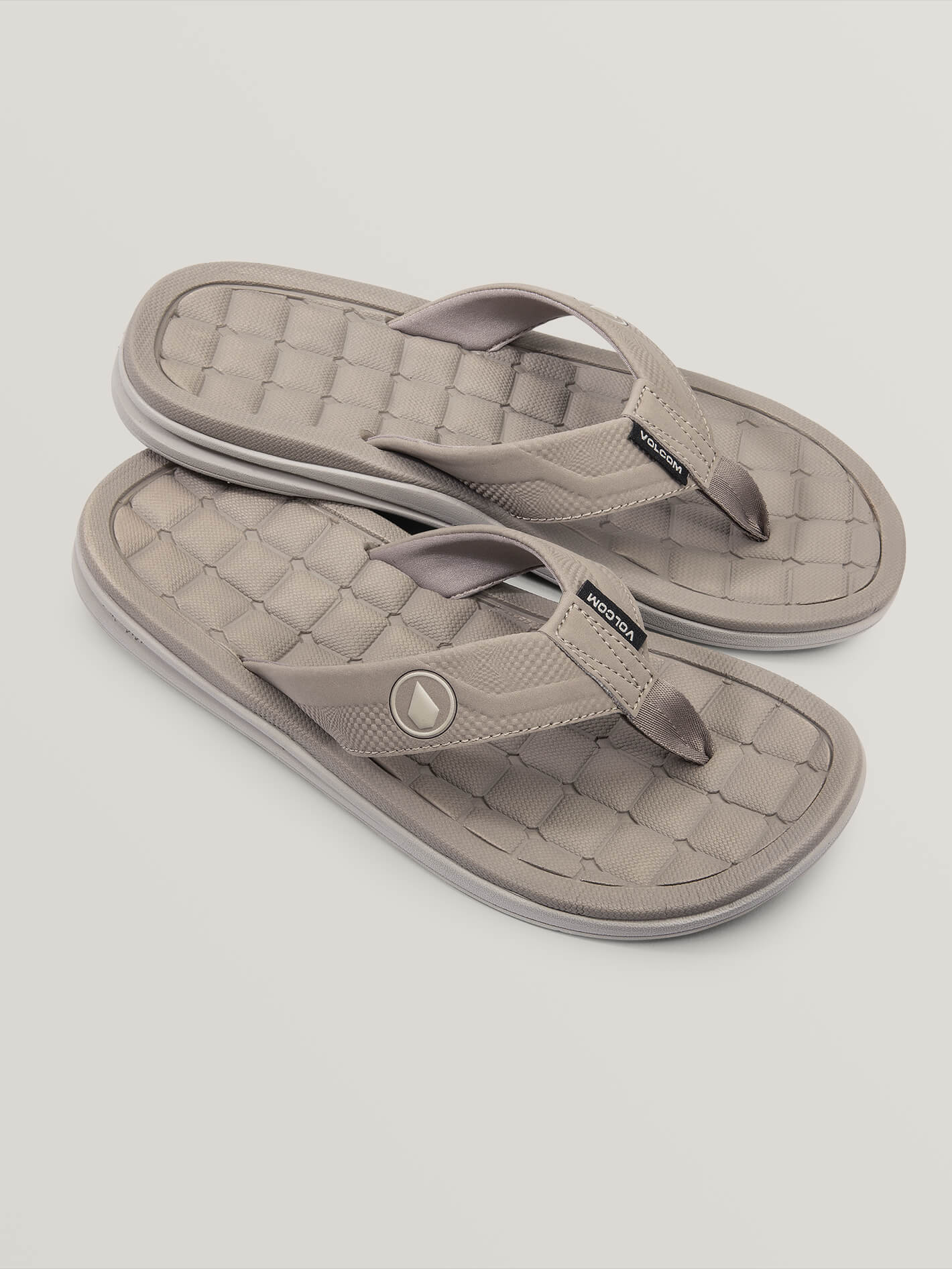 volcom recliner flip flops