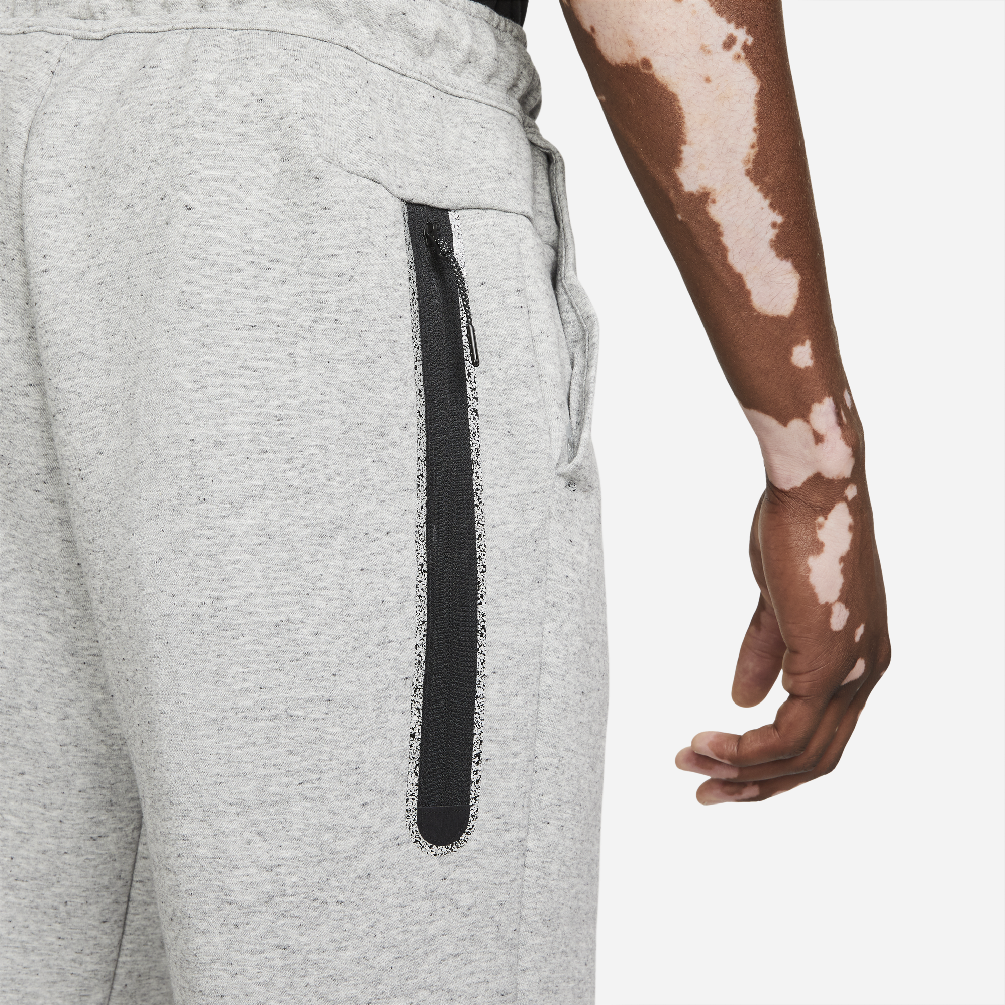 Nike Tech Fleece Shorts (Grey Heather)
