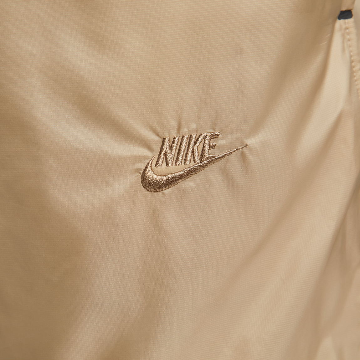 nike reissue pack woven shorts in tan