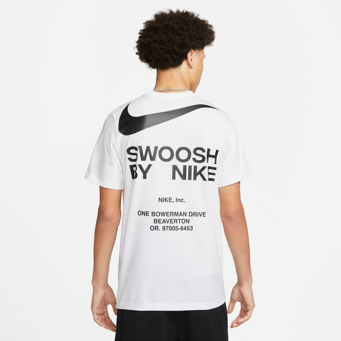 Nike Sportswear Big Swoosh Tee – Centre