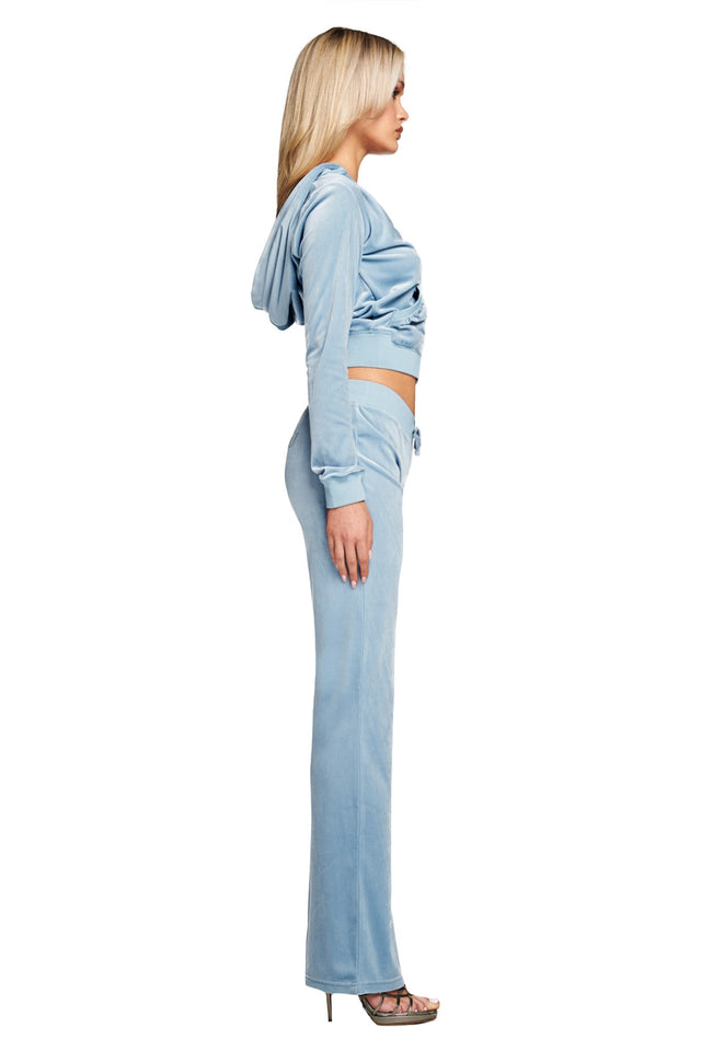 KAMERON VELOUR JACKET - BABY BLUE