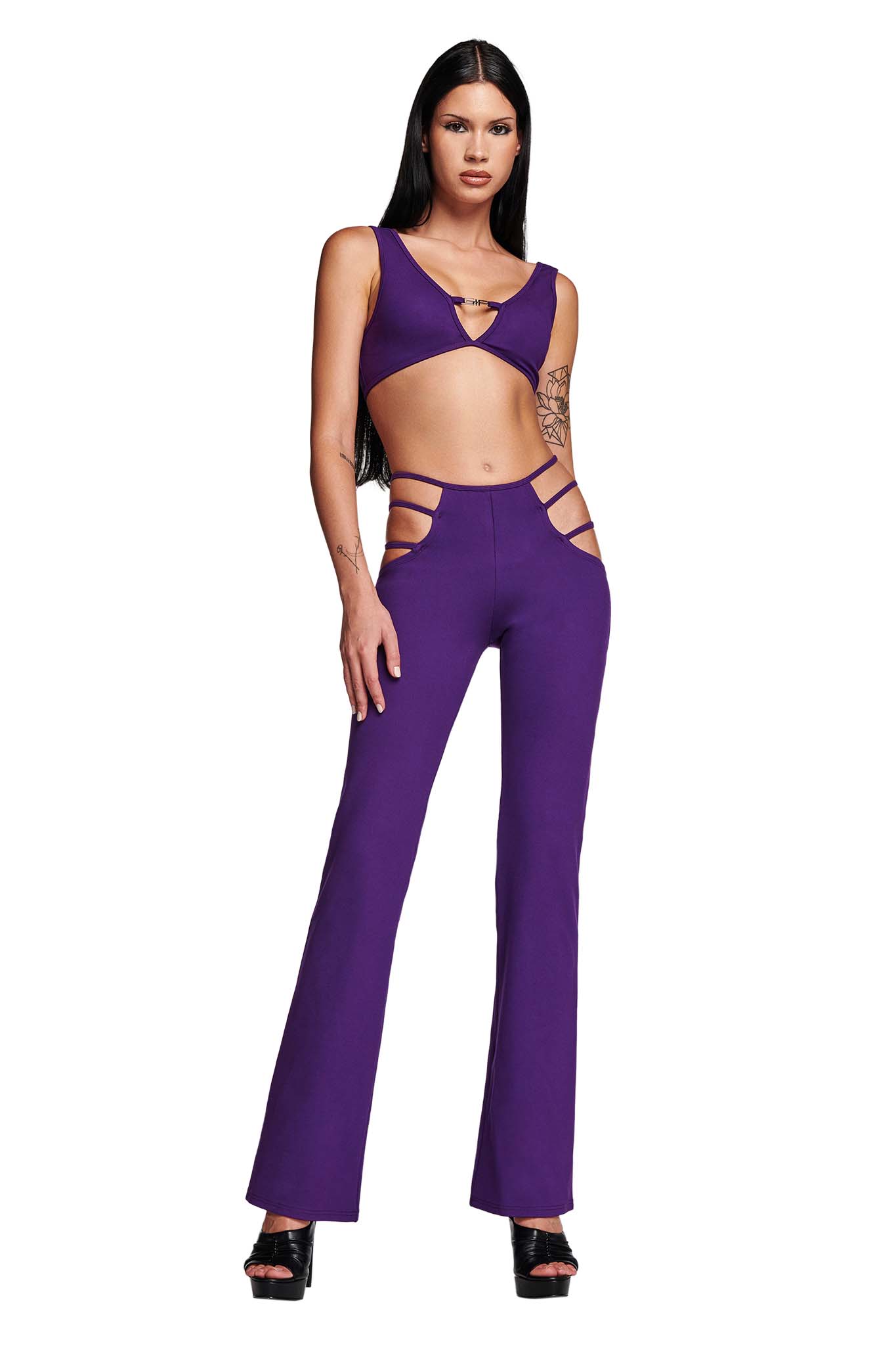 Maddy's purple crop top and pants set on Euphoria