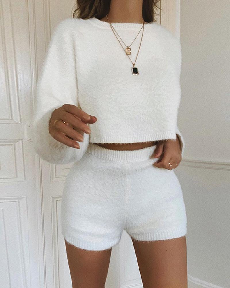 white 2 piece short set