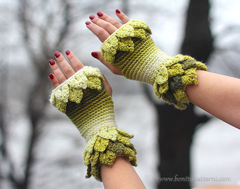 fingerless gloves leaves
