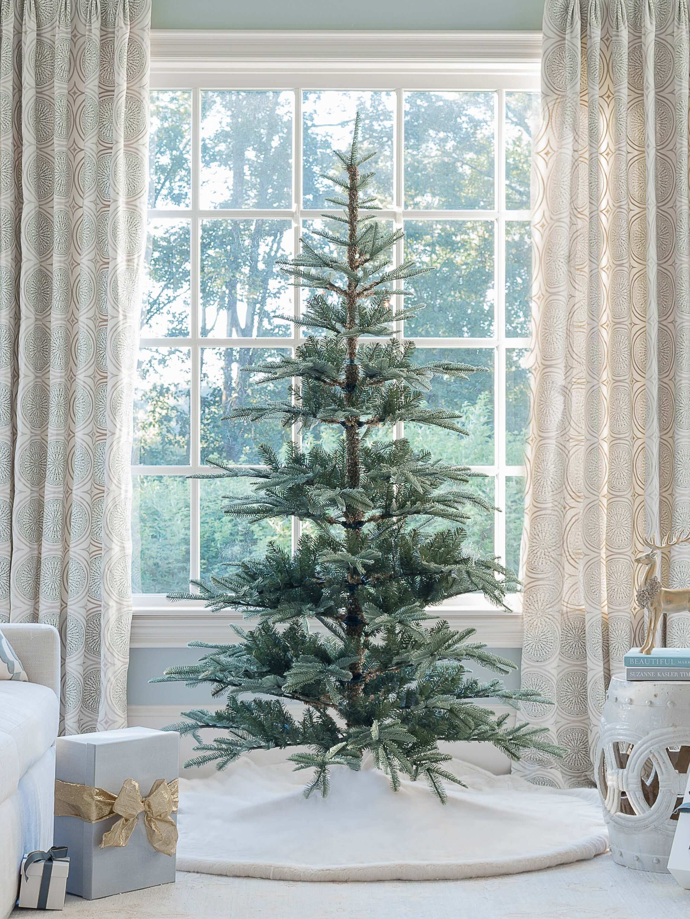 Image of 7' King Noble Fir Artificial Christmas Tree Unlit S WL P angs e 