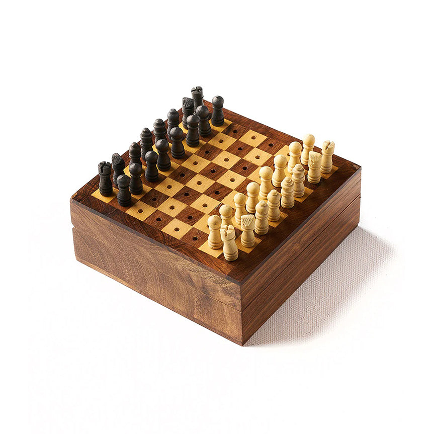 AMEICO - Official US Distributor of Cy Endfield 1972 FIDE Commemorative  Travel Chess Set