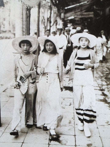 Japanese ladies in beach pyjamas