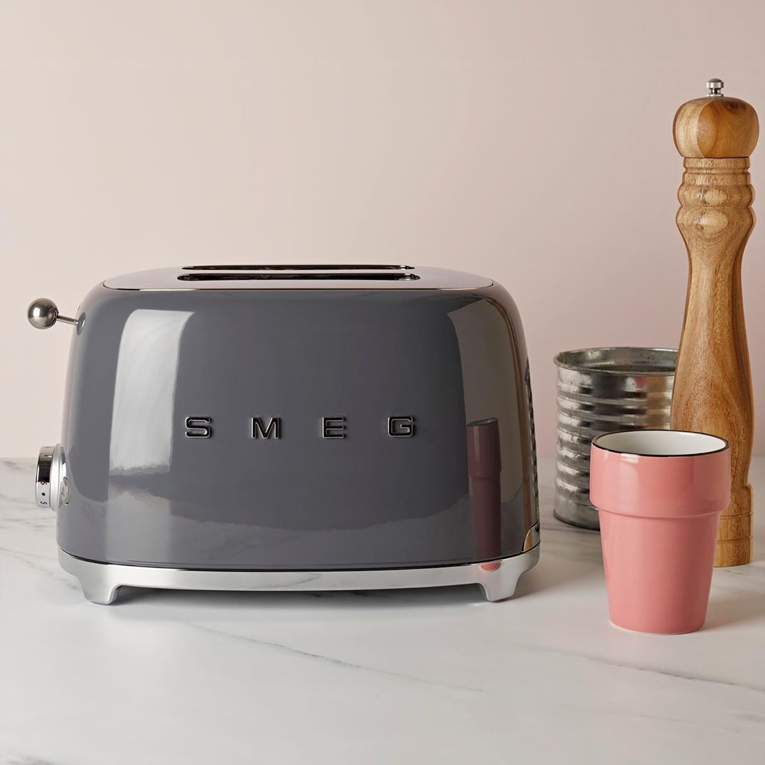 Smeg 2Slice Toaster Chrome ECS Coffee Inc.