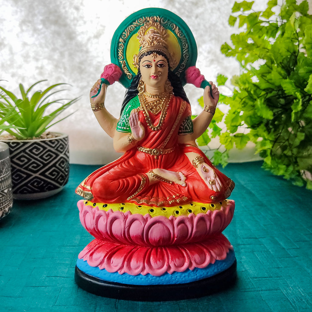 Lakshmi Ma Statue India Goddess Laxmi Devi in Lotus Handmade Statue 8.