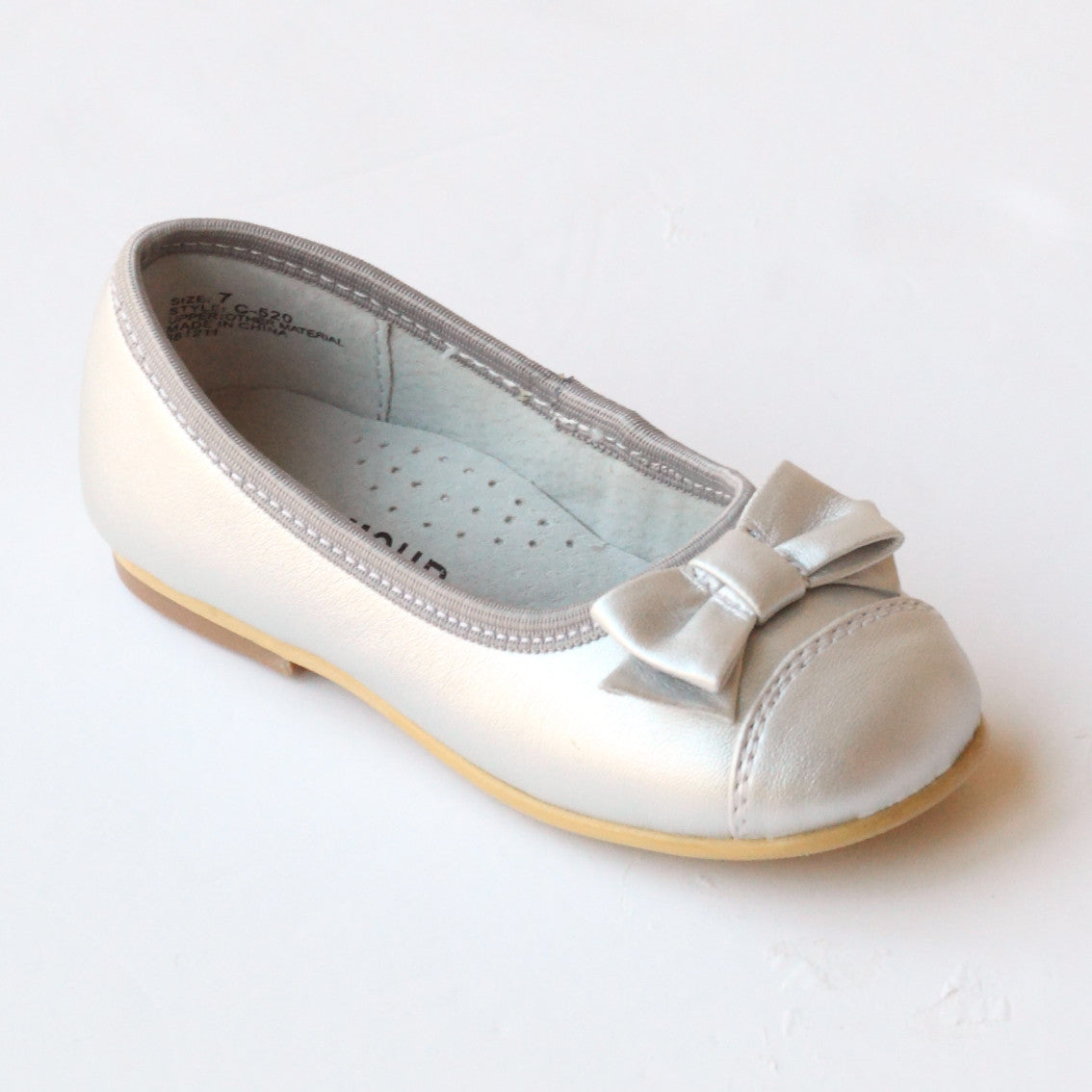 L'Amour Shoes Girls C-520 Silver Bow Dress Flats – Babychelle