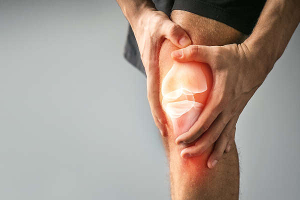 Lower knee pain when bending