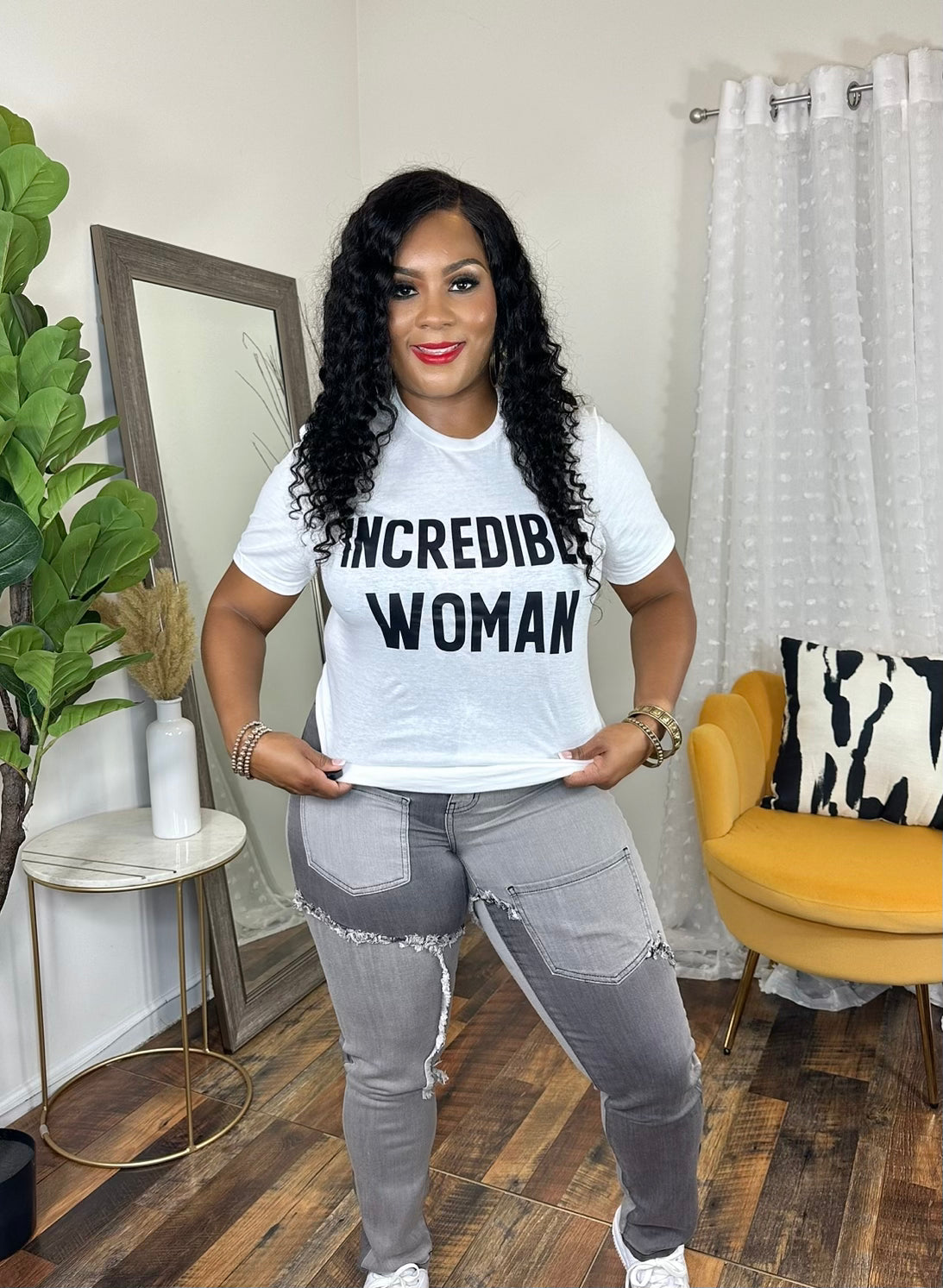 Incredible woman T-shirt