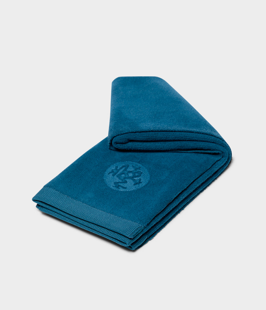 equa® hot hand yoga towel aquamarine / hand 16" (40cm)