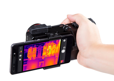 Fotric 220 handheld thermal camera